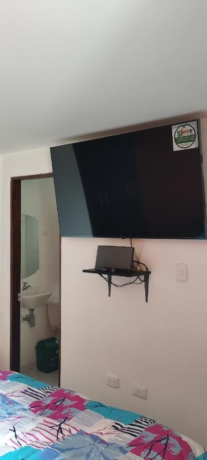 Puerta De Oro Apartment